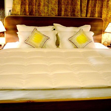Ikraam Inn Bed & Breakfast Srīnagar Dış mekan fotoğraf