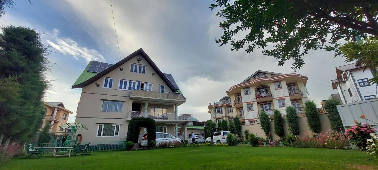 Ikraam Inn Bed & Breakfast Srīnagar Dış mekan fotoğraf