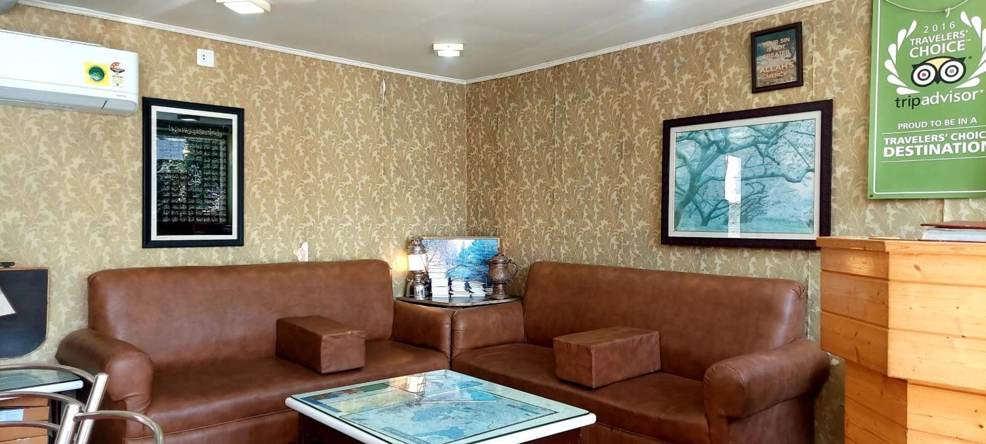 Ikraam Inn Bed & Breakfast Srīnagar Dış mekan fotoğraf