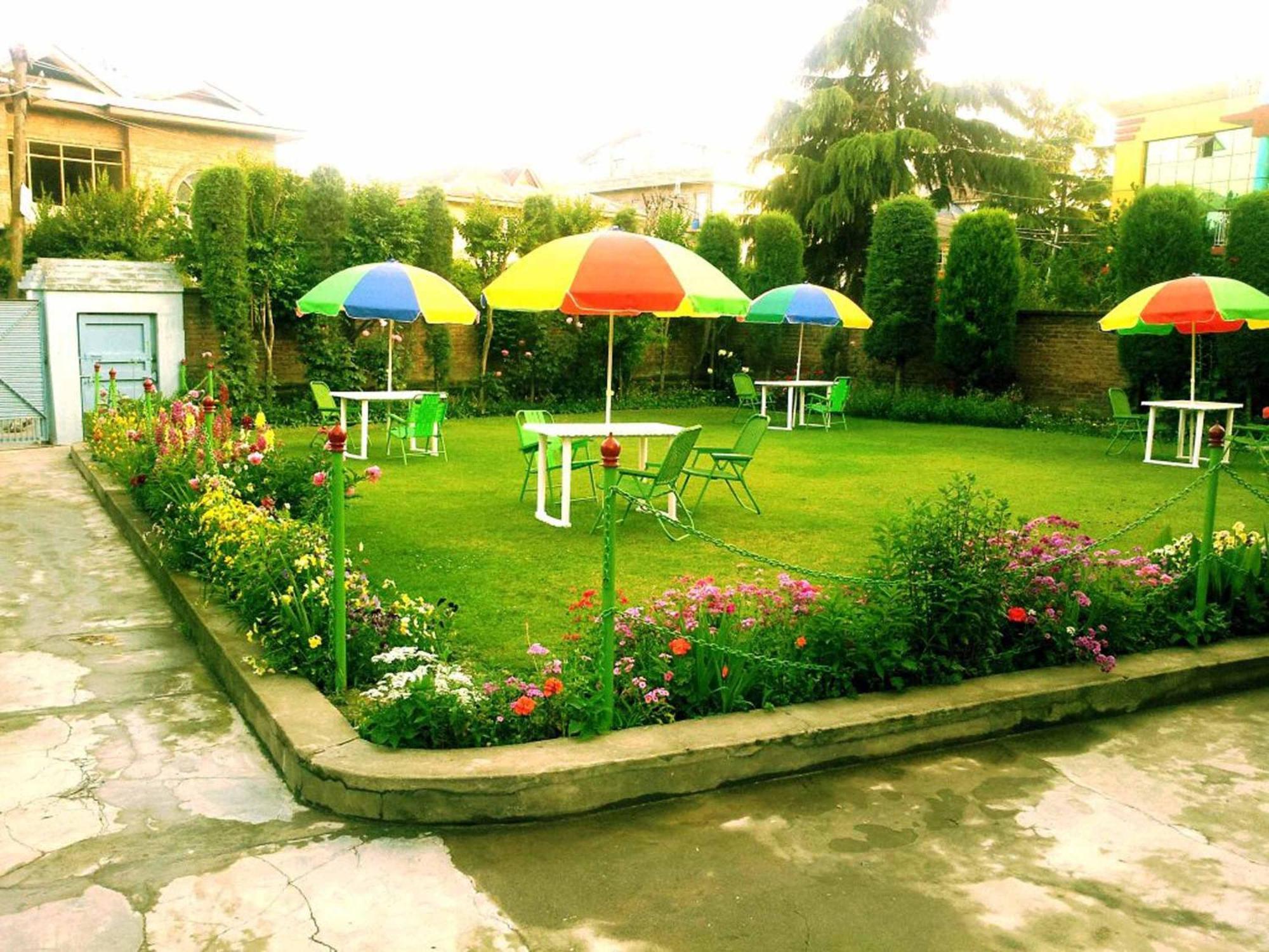 Ikraam Inn Bed & Breakfast Srīnagar Dış mekan fotoğraf