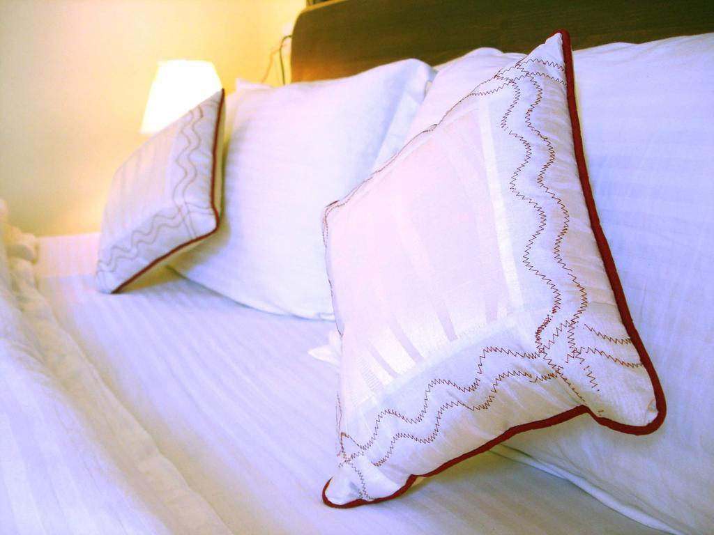 Ikraam Inn Bed & Breakfast Srīnagar Dış mekan fotoğraf
